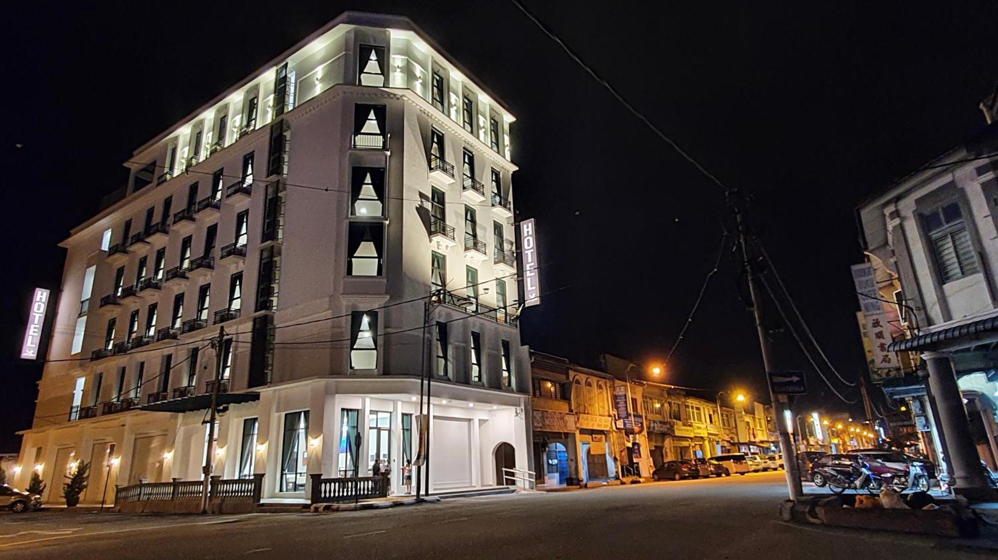 Vista Hotel Кампар Екстериор снимка